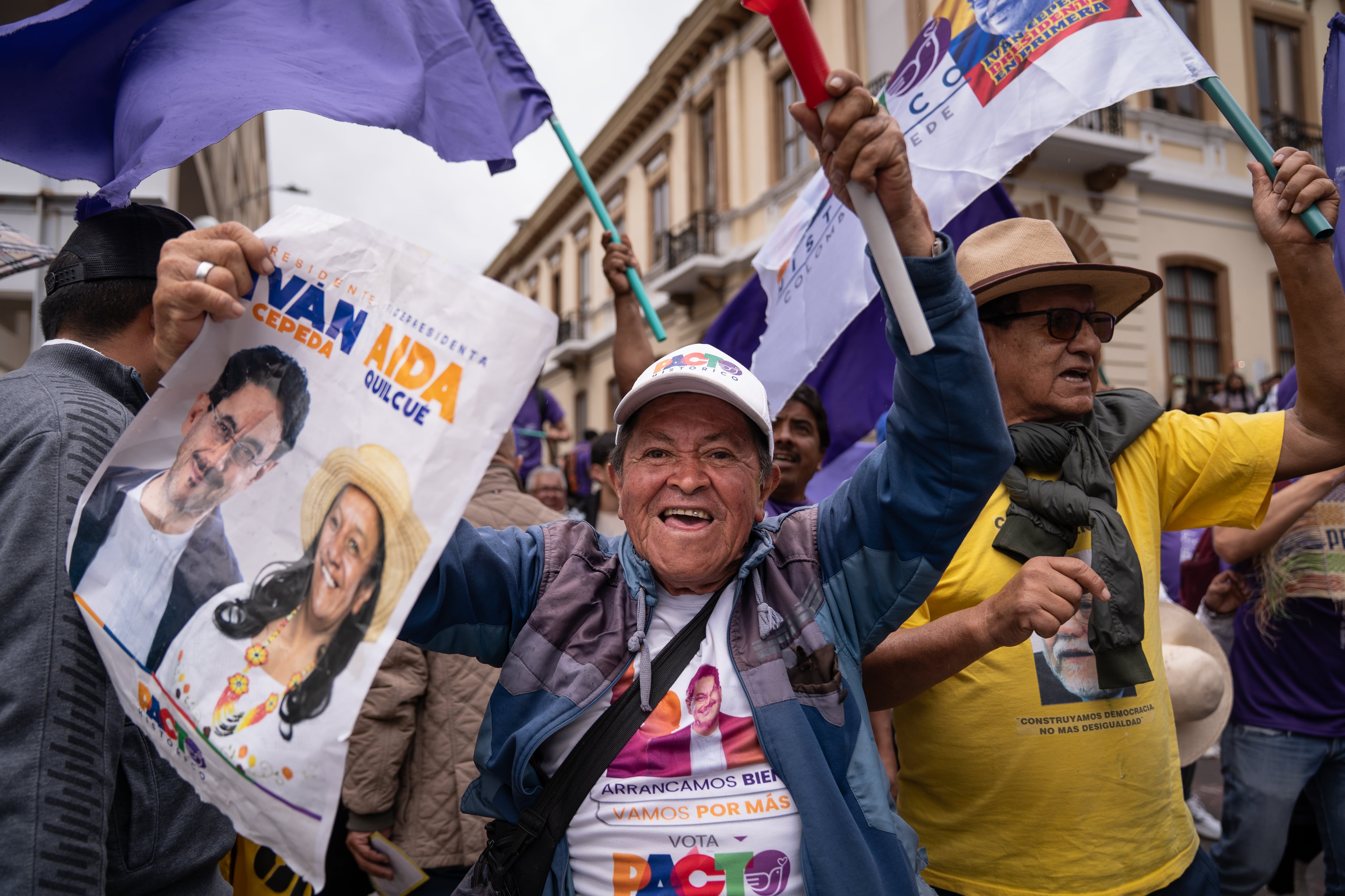 Iván Cepeda se vuelca a llenar plazas públicas para buscar la Presidencia de Colombia en primera vuelta