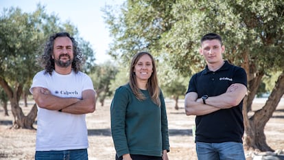 Desde la izquierda, Andrés Fullana, Blanca Calderón y Yuri Budyk, fundadores de Calpech, en una foto proporcionada por la empresa.