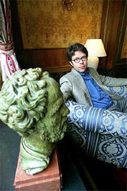 Jonathan Franzen (Western Springs, Illinois, 1959) obtuvo en 2001 el National Book Award por &#39;Las correcciones&#39; (Seix Barral).