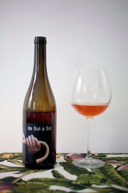 El vino naranja de Sol a Sol se puede adquirir en Batch.