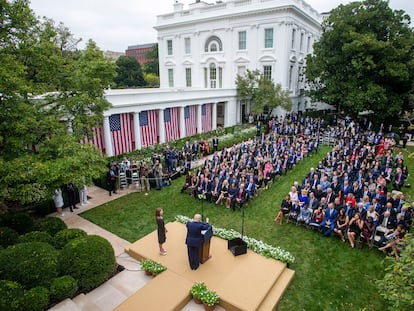 Donald Trump anuncia a nomeação da juíza Amy Coney Barrett.