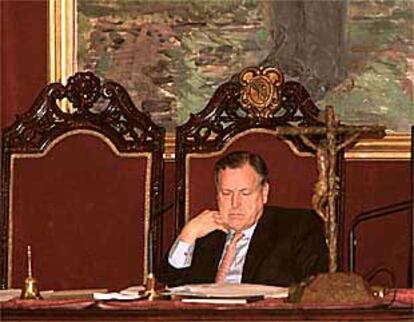 El alcalde Álvarez del Manzano, durante un pleno del Ayuntamiento de Madrid.