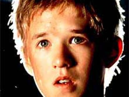 Haley Joel Osment (David), en una escena de la película <i>AI</i>.
