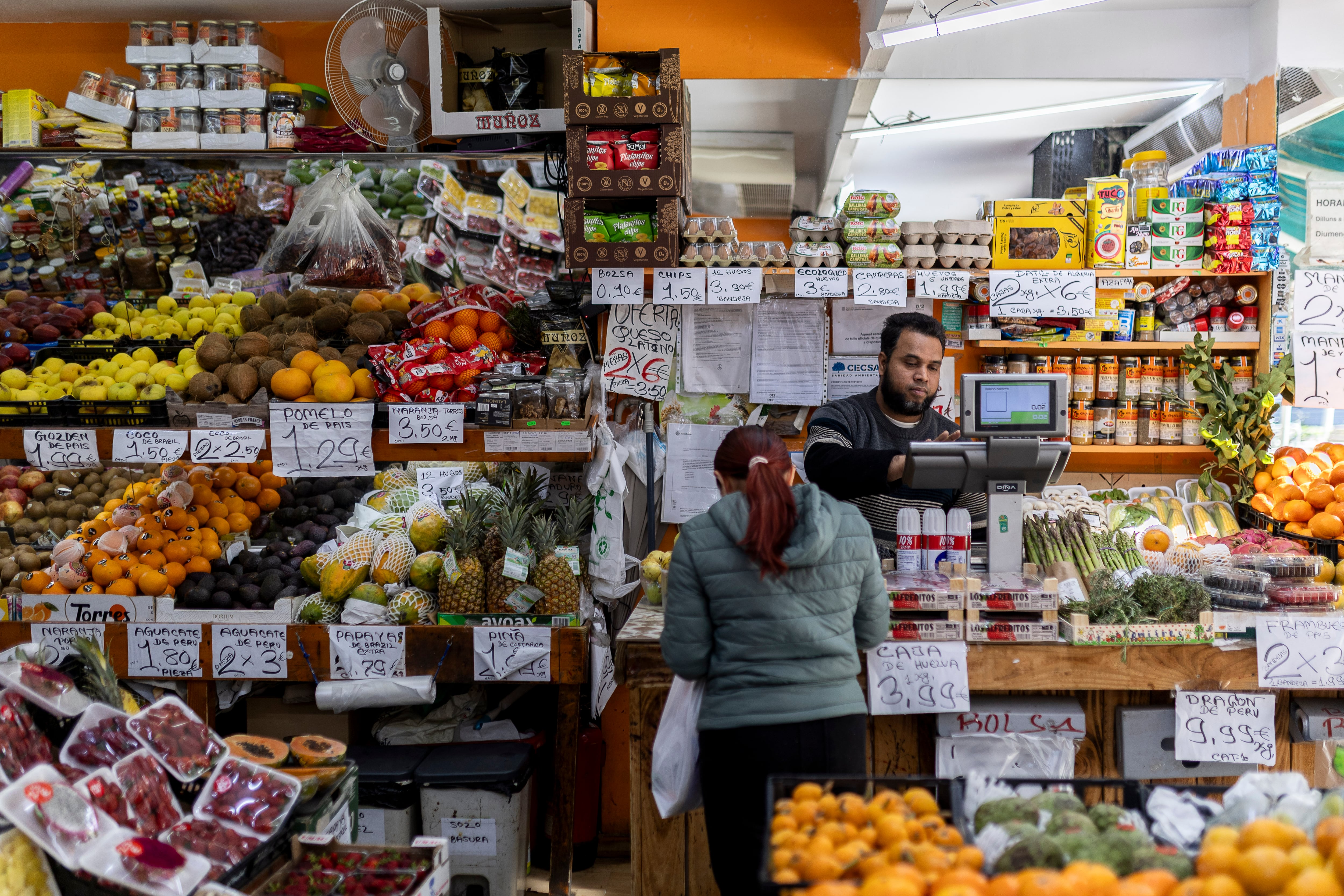 El BCE advierte de que la inflación no ha alcanzado su pico y se mantendrá "elevada" en lo que resta de año