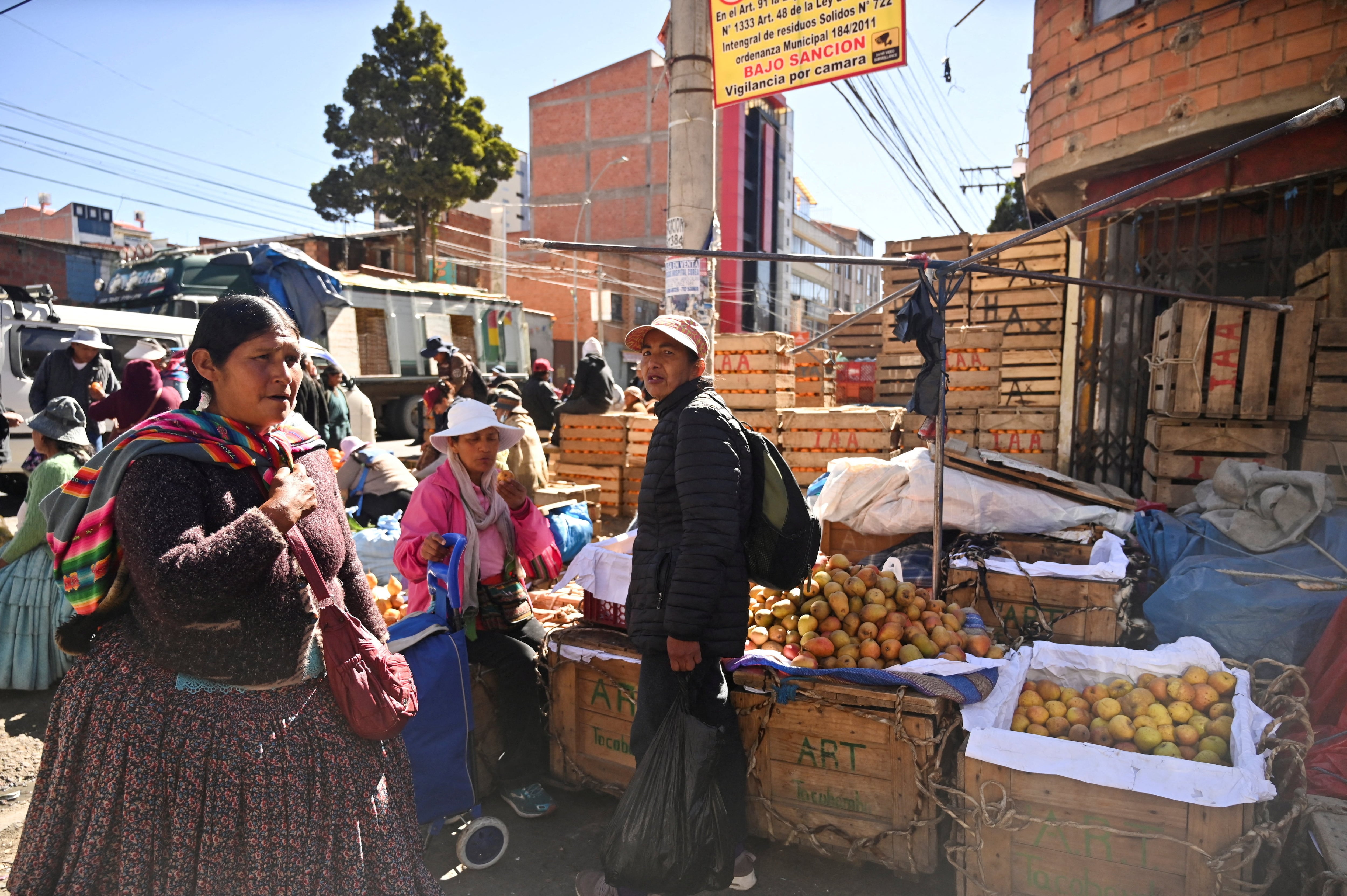 Bolivia tras dos meses de conflicto: crisis económica acelerada y un Gobierno debilitado