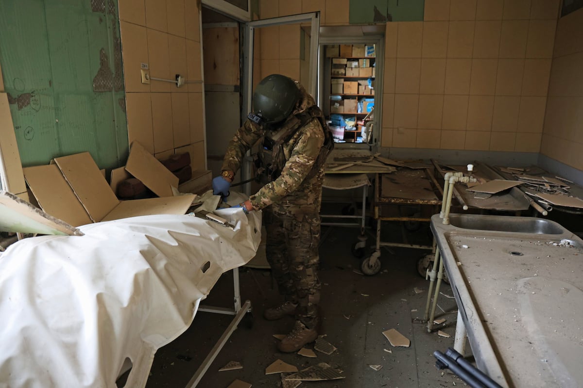 Ukraine City: Automatons, Corpses, and War Limbo