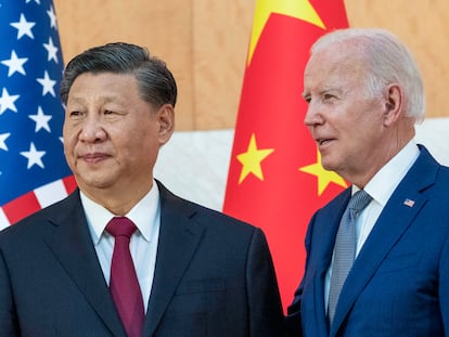 Los presidentes de China, Xi Jinging, y EE UU, Joe Biden en Bali,  el 14 de noviembre de 2022, cuando se celebró un encuentro del G20.