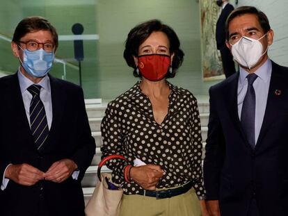 Jose Ignacio Goirigolzarri , Ana Patricia Botin and Carlos Torres during the conference of the President of the Government, Pedro Sanchez, at Casa America, in Madrid 31 August 2020