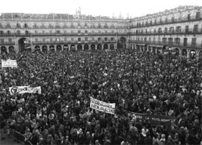 Manifestaciones en Salamanca por la permanencia del Archivo, en marzo de 1995.