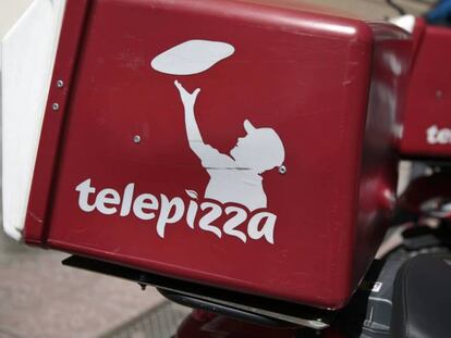 Telepizza no puede obligar a los repartidores a aportar su móvil para geolocalizarles