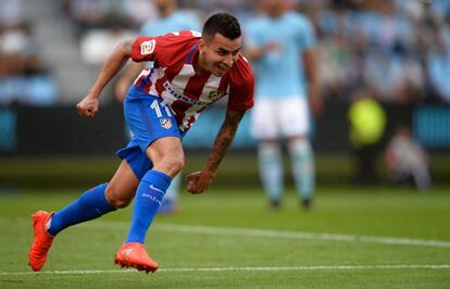 Ángel Correa celebra el gol.