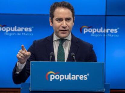 Casado asegura que el pacto del PSOE con ERC  liquida la soberanía nacional 