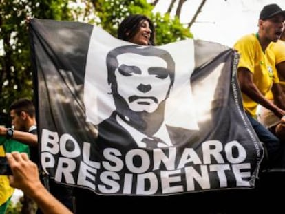 Jair Bolsonaro, machista y racista, además de profundo ignorante sobre cualquier asunto que no conlleve la exhibición de testosterona, es favorito para ganar las elecciones de Brasil