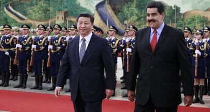 Nicol&aacute;s Maduro con Xi Jinping durante su visita a China