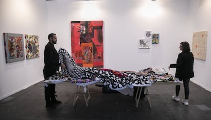 'Fabric by the Yard' de Quisqueya Henriquez y Pepe Mar de la Galeria Sindicato, de República Dominicana.