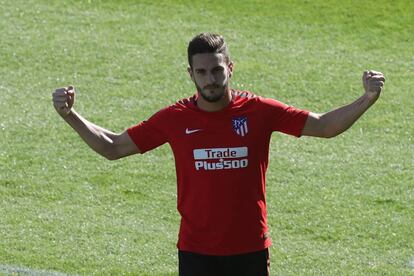 Koke Resurrección durante un entrenamiento en el Cerro del Espino, para preparar el partido contra el F.C. Barcelona