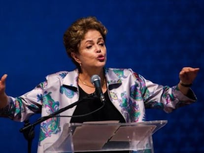 Dilma discursa em Bras&iacute;lia. 