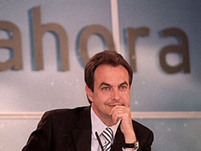 El secretario general del PSOE, José Luis Rodríguez Zapatero, el pasado martes en rueda de prensa.