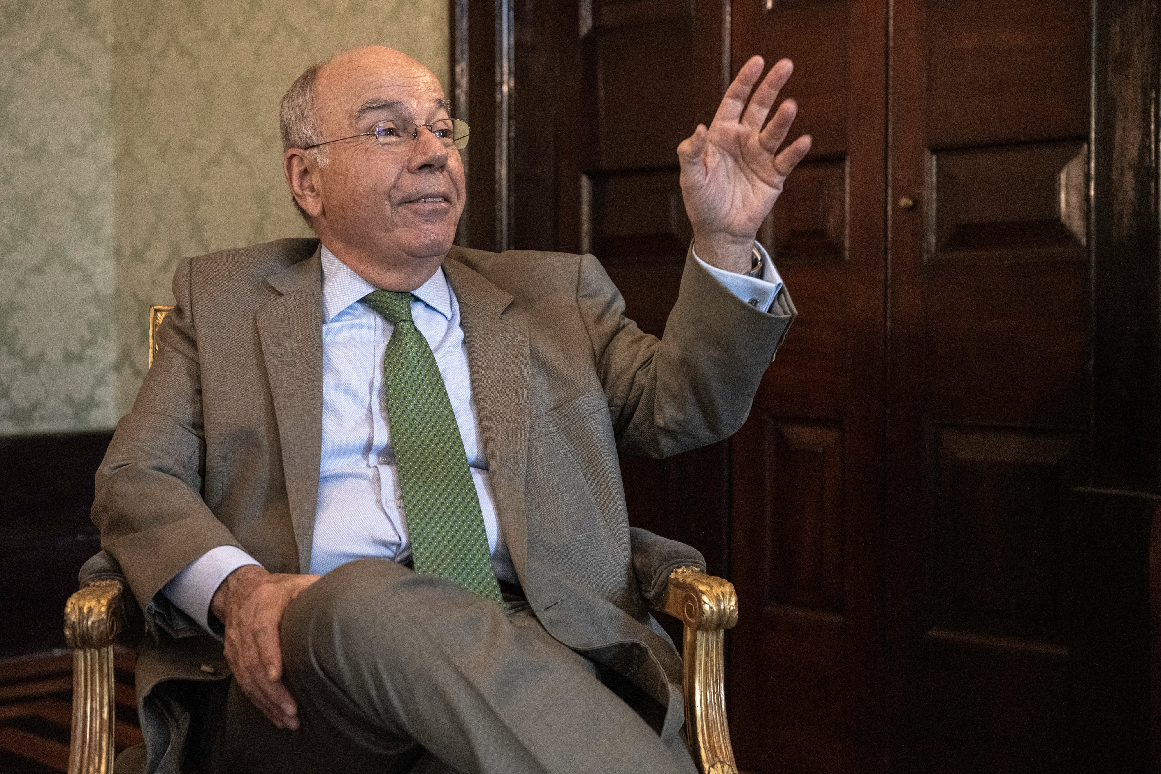 El ministro Vieira, durante la entrevista.