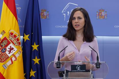 La secretaria general de Podemos y diputada de Sumar, Ione Belarra, este jueves en el Congreso.