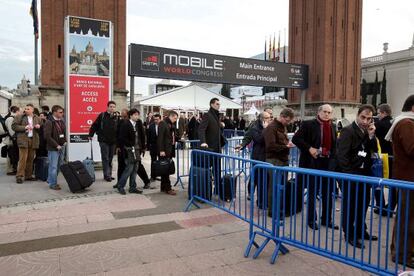 Acceso a las instalaciones del Salón Mobile World Congress en Barcelona.