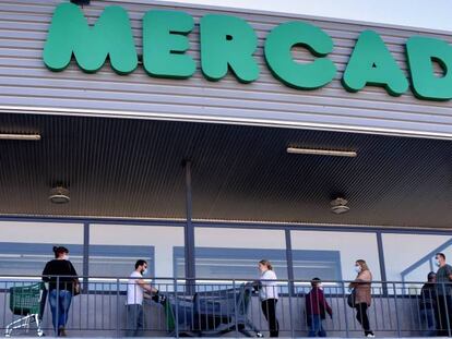 Mercadona vende los locales de 27 supermercados a LCN Capital por 180 millones