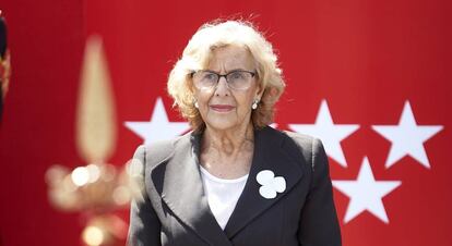 Manuela Carmena en los actos del Dos de Mayo en la Puerta del Sol.