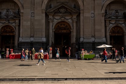 Fachada de la Plaza de Armas en Santiago, el 1 de junio.