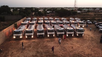 Parte de los 40 carrotanques a su llegada a Uribia, La Guajira, el 20 de enero de 2024.