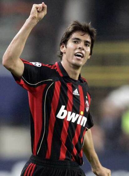 Kaká celebra un gol esta temporada.