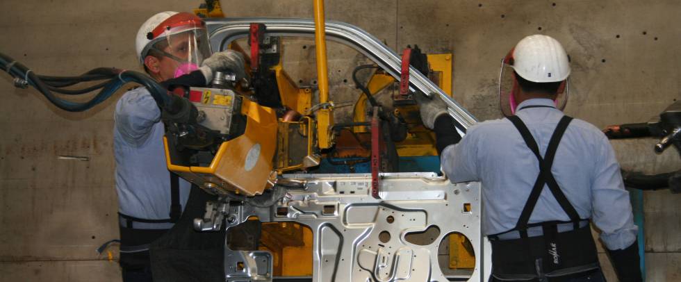 Mahindra vende el 3,58% de CIE Automotive por 119 millones y reduce a la mitad su participación