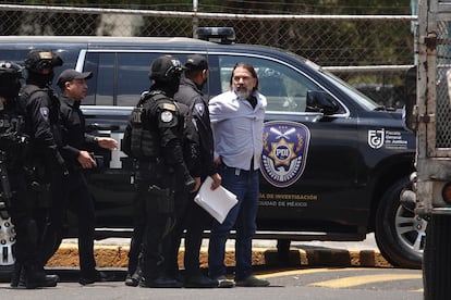 Von Roehrich al ser ingresado en el Reclusorio Varonil Norte, el 21 de abril en Ciudad de México.
