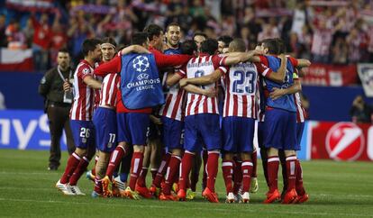 Los jugadores del Atlético celebran la victoria