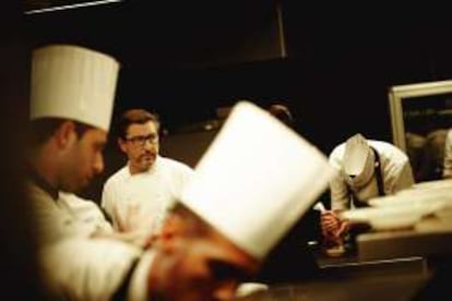 Joan Roca en la cocina de El Celler de Can Roca, en Girona.