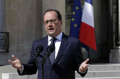 El presidente francés, François Hollande, tras la reunión en París.