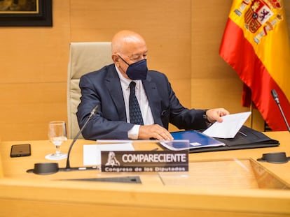 El exjefe de Asuntos Internos de la Policía Nacional, el comisario Marcelino Martín-Blas, durante su comparecencia en el Congreso, este miércoles.