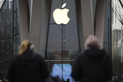 Apple