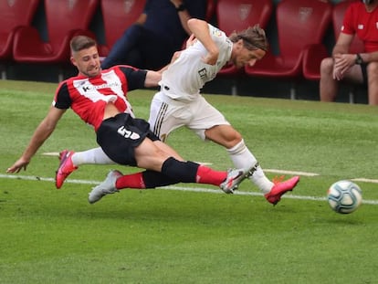 Yeray y Luka Modric, durante el partido.