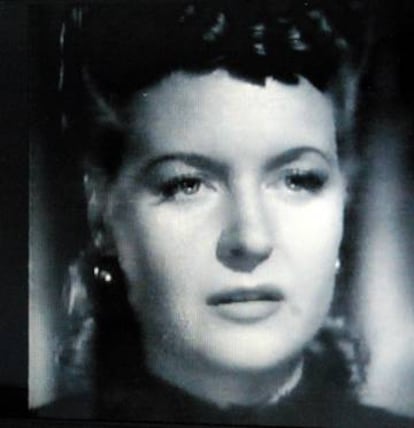 Hilda Krüger en la película Adulterio.