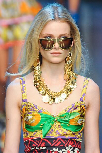 Exesos bling bling en la pasarela de Dolce & Gabbana.