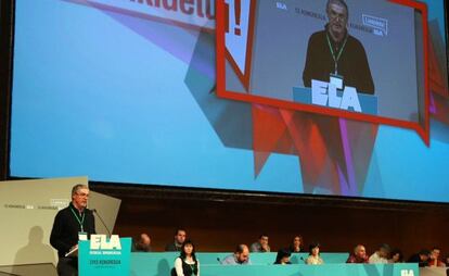 El secretario general de ELA Txiki Muñoz durante la presentación del informe de gestión en Bilbao