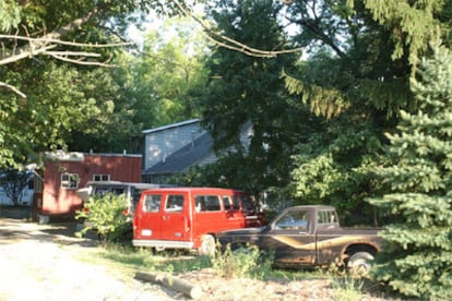 Imagen del exterior de la casa en la que fueron hallados los 11 niños en cautiverio en un pueblo de Ohio, EE UU.