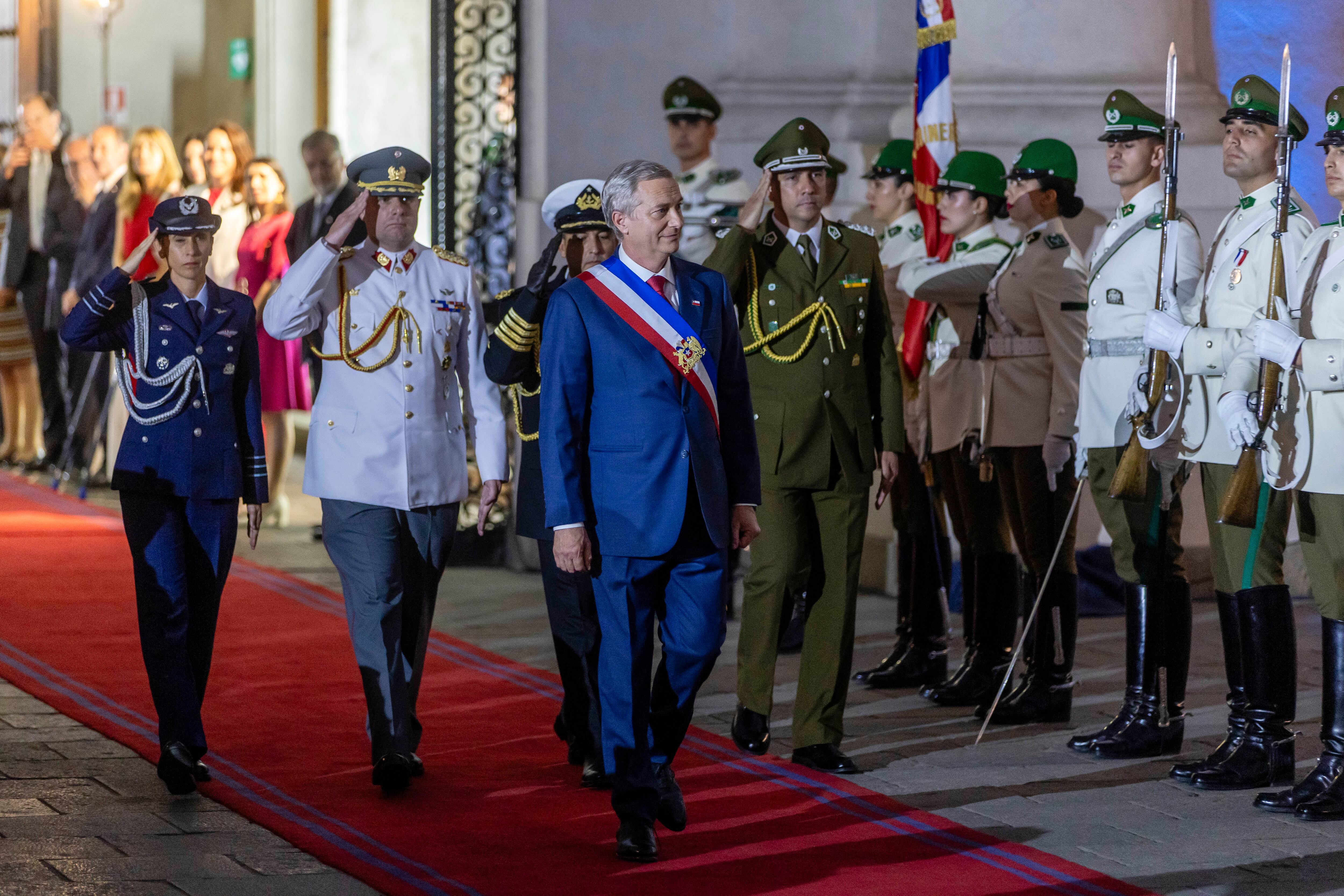 José Antonio Kast llega al Palacio de La Moneda, este miércoles.