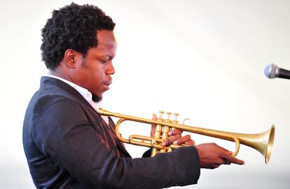 El trompetista Ambrose Akinmusire en un concierto en Newport, Rhode Island, EE UU.