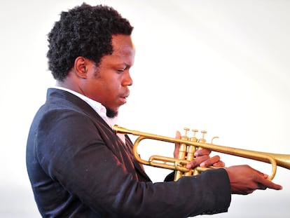 El trompetista Ambrose Akinmusire en un concierto en Newport, Rhode Island, EE UU.