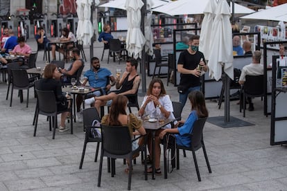 Ambiente en una terraza en el centro de Madrid, el 25 de agosto.