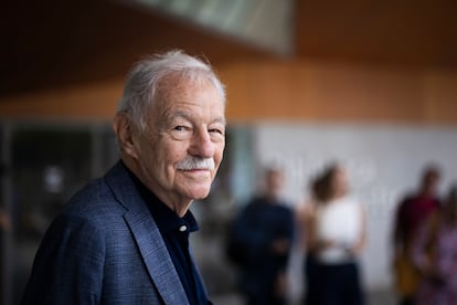 El escritor Eduardo Mendoza, fotografiado hoy en Barcelona.