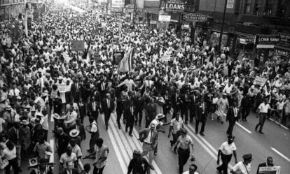 Marcha en defensa de los derechos civiles en Chicago, el 26 de julio de 1965.