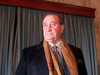 Jesús Gil, en una de sus comparecencias ante la prensa.