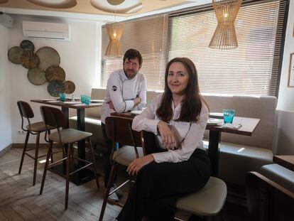Alejandra Alvarez y su marido, Manuel Auer, propietarios del restaurante Killo Madrid.